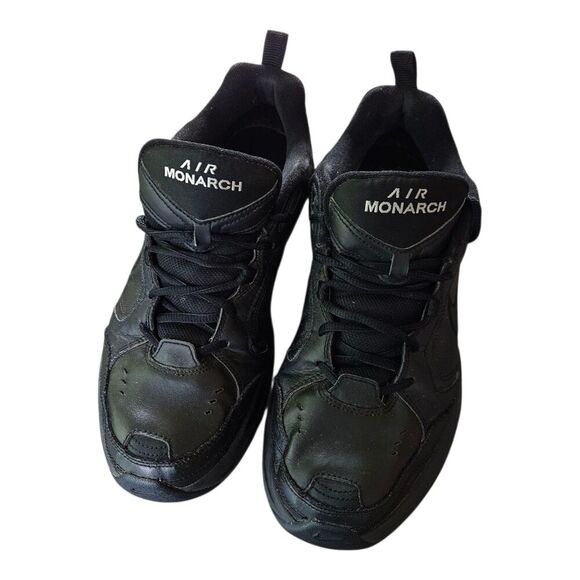 Nike Air Monarch Men’s Size 11 Black  Comfort Walking - Picture 1 of 8